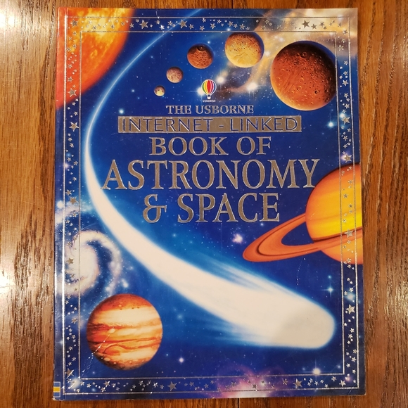 🖤The Usborne Internet-Linked Book of Astronomy & Space - Picture 1 of 5